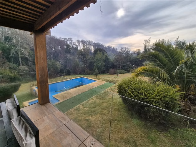 Casa en sitio tipo parcela en venta en Los Angeles