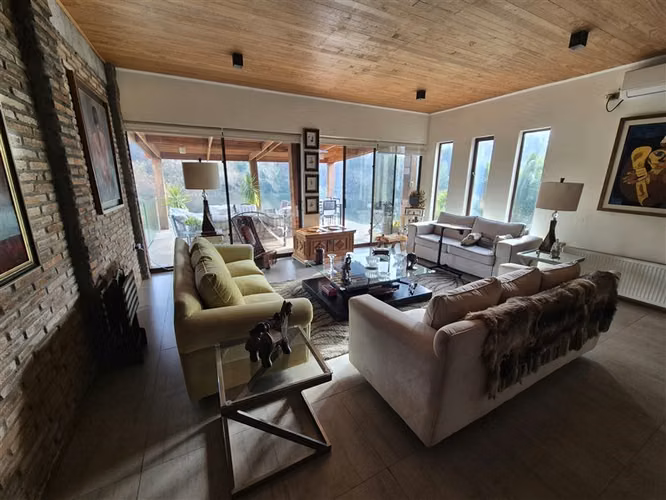 Casa en sitio tipo parcela en venta en Los Angeles