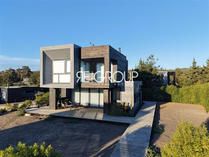 Pichilemu, casa en venta vista al mar en condominio Endémico