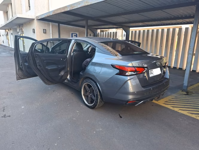 ¡NISSAN VERSA MT 2022 – EXCELENTE OPORTUNIDAD EN VIÑA DEL MAR!