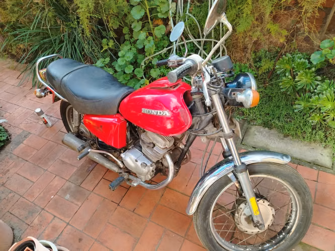 Honda CM 200 Twinstar 1981