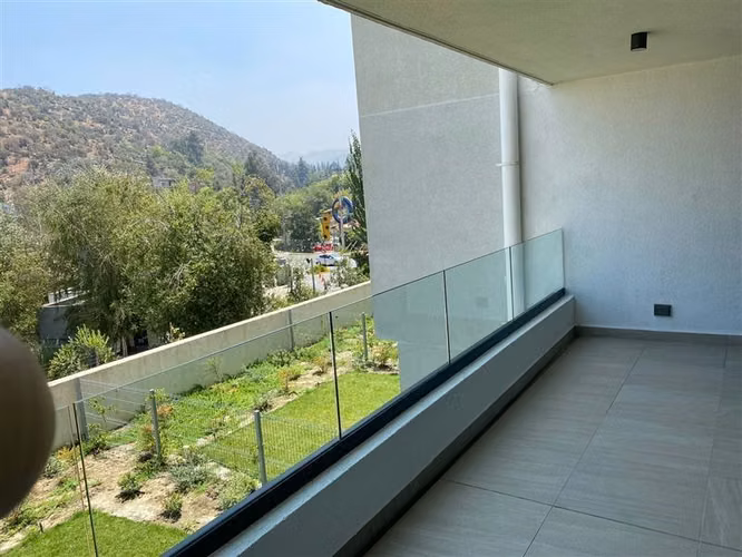 Departamento en arriendo de 1 dorm. en Lo Barnechea