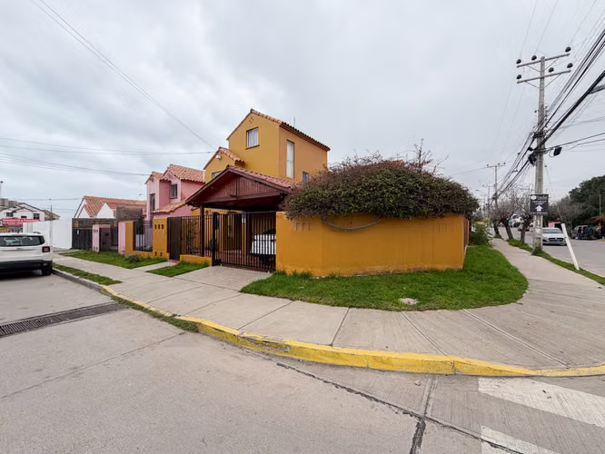 CASA EN VENTA SECTOR PEÑUELAS, COQUIMBO. - Imagen 2