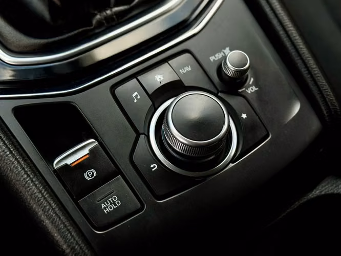 MAZDA CX5 R 2.0 2WD 6MT - 2019 | 2936