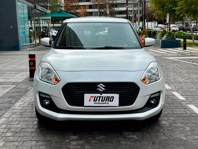 SUZUKI SWIFT 1.2 GLS - 2020 | 401
