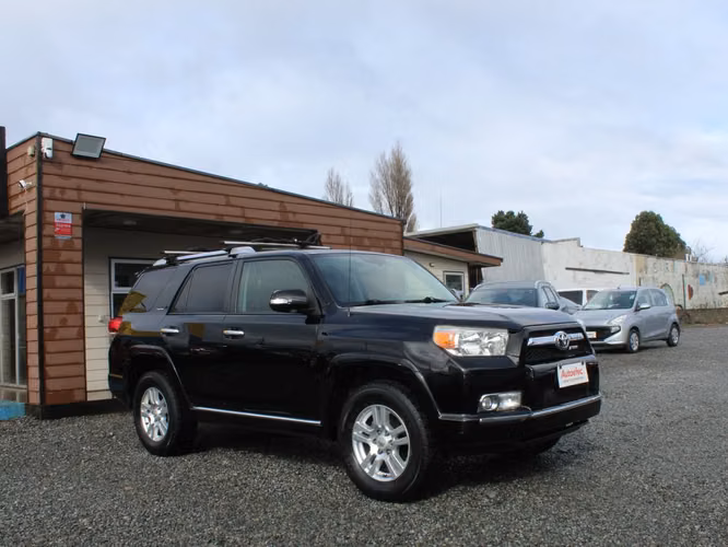 TOYOTA 4Runner 4.0 AT 2011