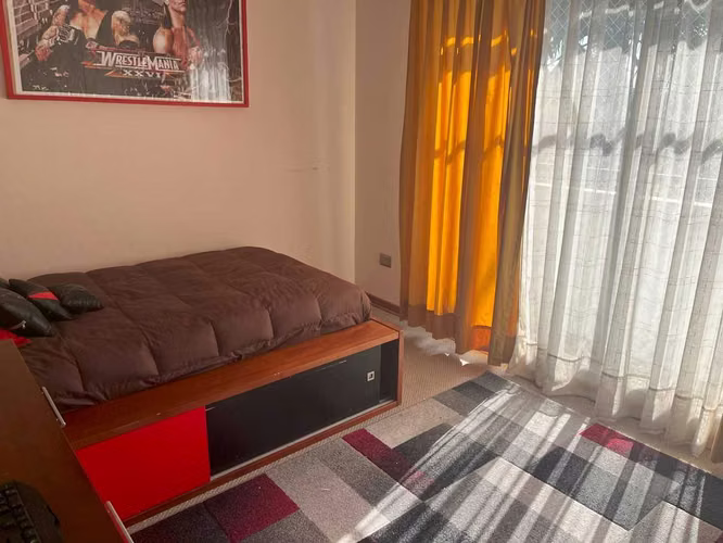Amplia Casa 4D+3B+Estac+Bodega y Piscina (178573)