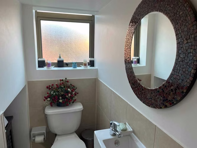 Amplia Casa 4D+3B+Estac+Bodega y Piscina (178573)