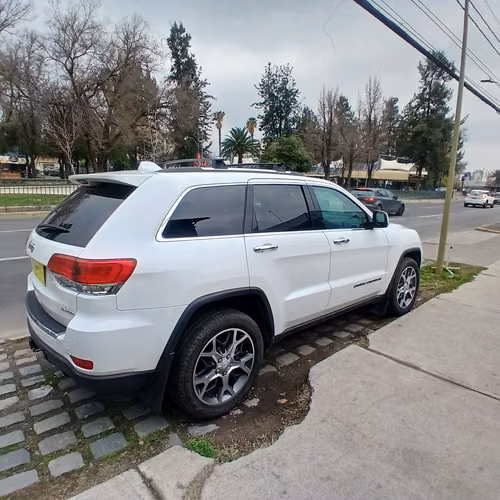 Jeep grand cherokee 2020 diesel 4x4