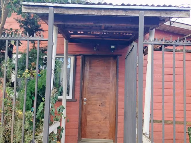 CASA HABITACIÓN PAREADA, CÉNTRICA, LABRANZA- COMUNA DE TEMUCO.