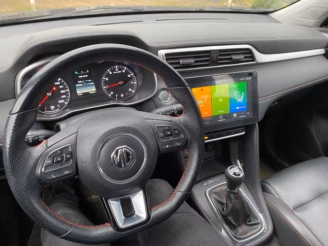 2021 MG Zx 1.5 DLX 4X2 MT 5P. - Imagen 6