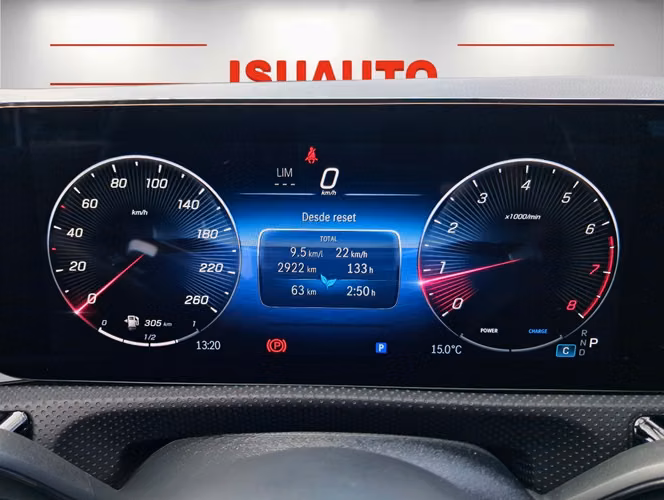 MERCEDES-BENZ A200 LOOK AMG 1.3 AUT  2026