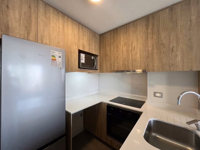 MODERNO DEPARTAMENTO 2D CON AMPLIA TERRAZA A PASOS DEL METRO IRARRÁZAVAL