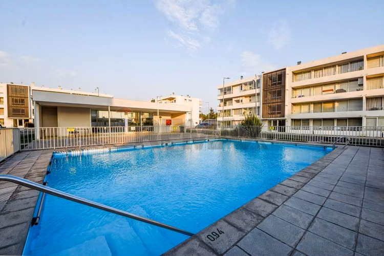 Arriendo seminuevo 2d + 2b + 1e y 1bd