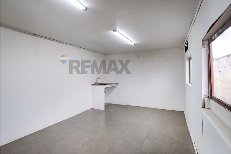 Complejo industrial operativo en lampa