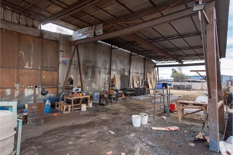 Complejo industrial operativo en lampa