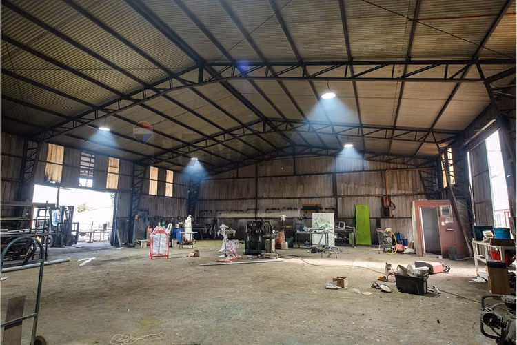 Complejo industrial operativo en lampa
