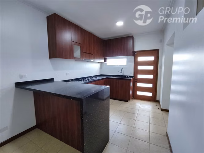 CASA EN ARRIENDO BRISAS DE LABRANZA 2D - 1B