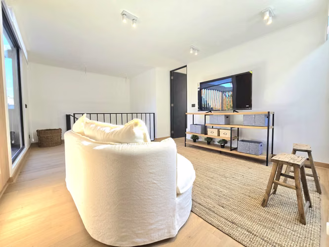 CASAS CON VISTA UNICA AL VALLE DE SANTIAGO - SIN COMISIÓN