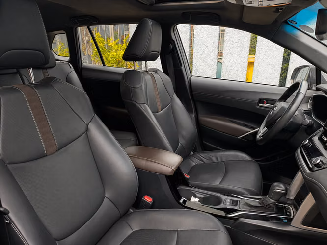 TOYOTA COROLLA CROSS 1.8 SEG CVT - 2025 | 2920