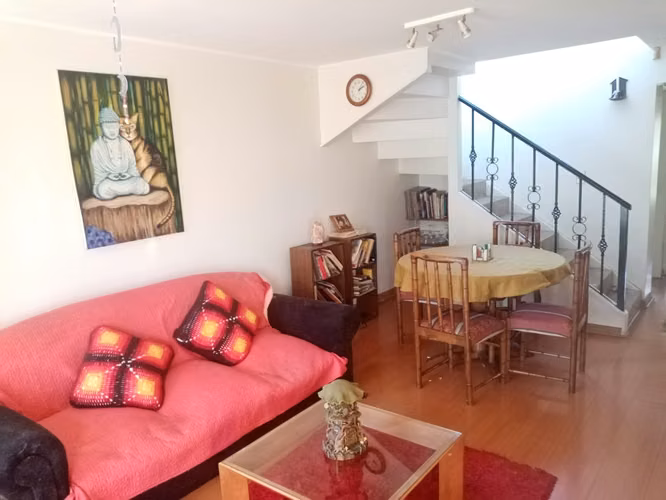Venta de Casa condominio Peñaflor UF4.265.-