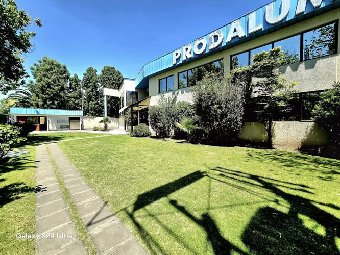 VENTA INDUSTRIAL 15HAB 7BA MACUL