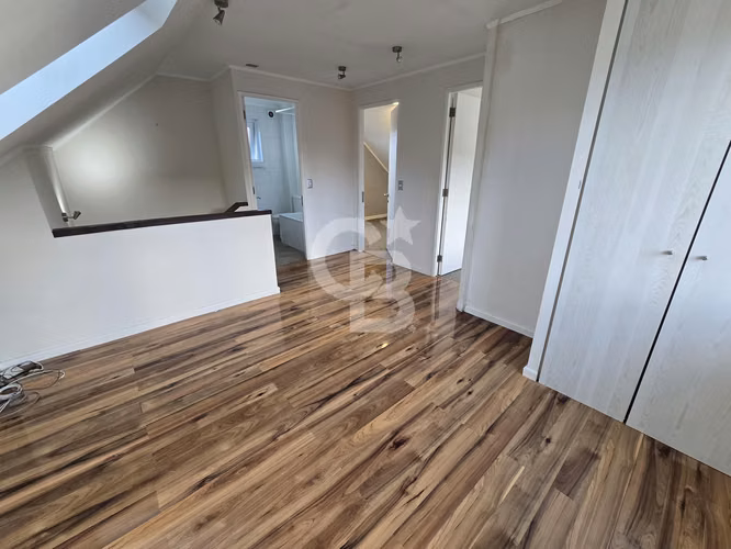 Moderna casa en Valle Volcanes, 3 hab en Condominio
