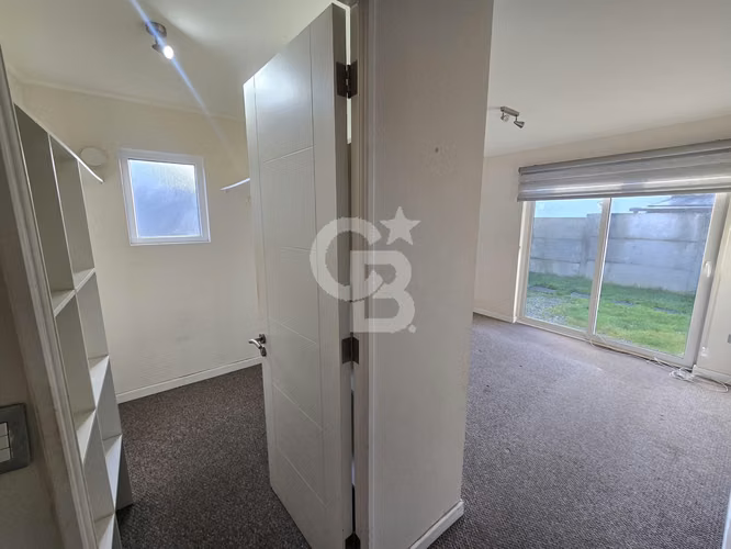 Moderna casa en Valle Volcanes, 3 hab en Condominio