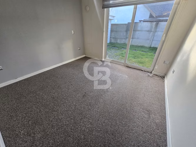Moderna casa en Valle Volcanes, 3 hab en Condominio