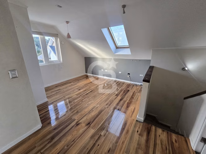 Moderna casa en Valle Volcanes, 3 hab en Condominio