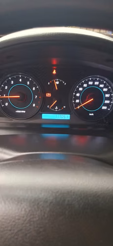 Vendo mi camioneta Chevrolet Captiva LS ll 2.4 año 2012