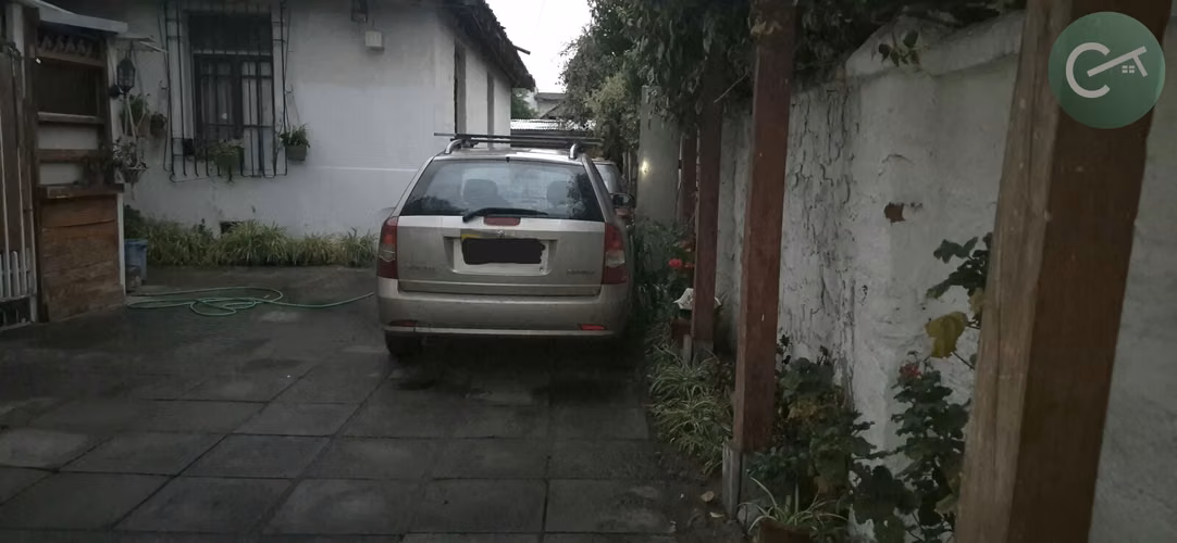 CASA CON LOCAL COMERCIAL Y POTENCIAL DE INVERSIÓN EN SAN BERNARDO | 4.896,59 UF
