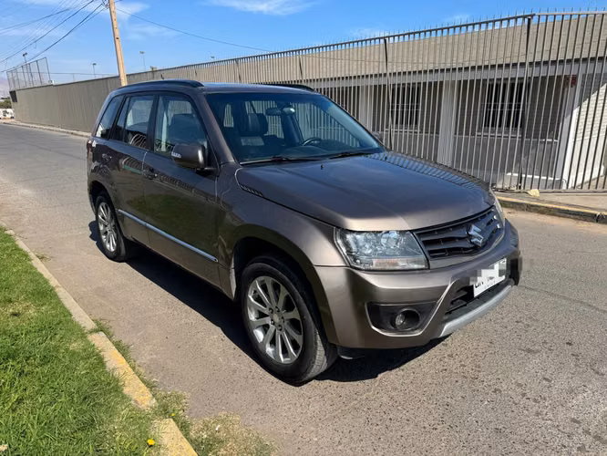 Suzuki grand nomade AUTOMATICO japonés 2014