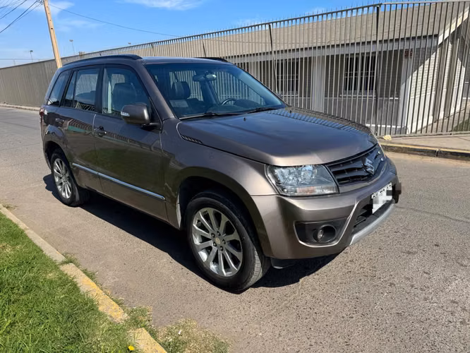 Suzuki grand nomade AUTOMATICO japonés 2014