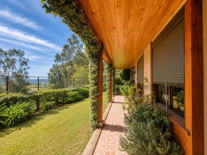 Amplia Casa Familiar con Jardín Privado (178586)