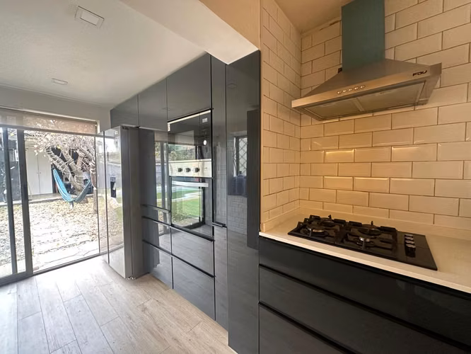 METRO FERNANDO CASTILLO VELAZCO|3B,2B,2EST|350M2