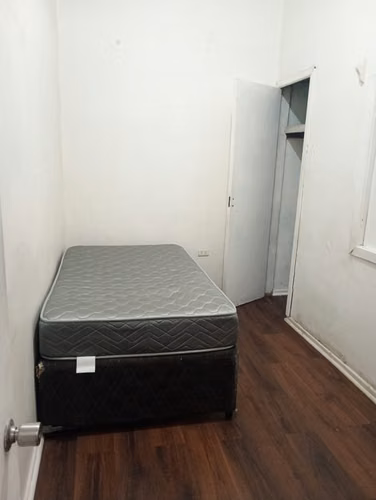 Pieza tranquila cerca de club hípico