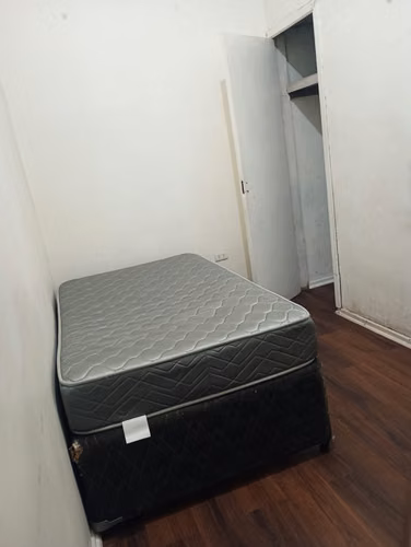 Pieza tranquila cerca de club hípico