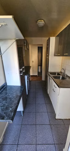 Se vende Amplio departamento Gómez Carreño, Viña d