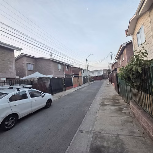 Hermosa Casa Geosal en Los Pinos, Quilpué