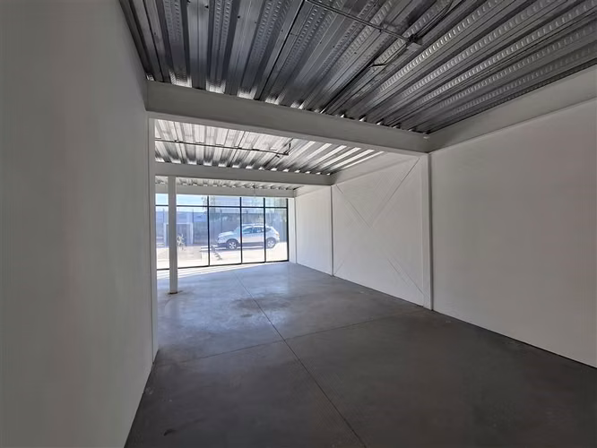 AP146 Industrial no molesto 916 m2 188,7m2 oficinas 5 Estac - Imagen 12