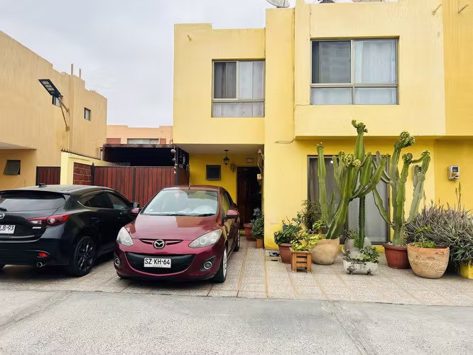 CASA EN VENTA – CONDOMINIO HUALLES, ARICA / AZAPA