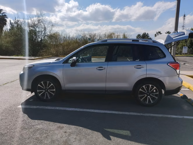Subaru Forester Limited Sport AWD 2.0 Diésel CVT 2018 | Tope de Gama