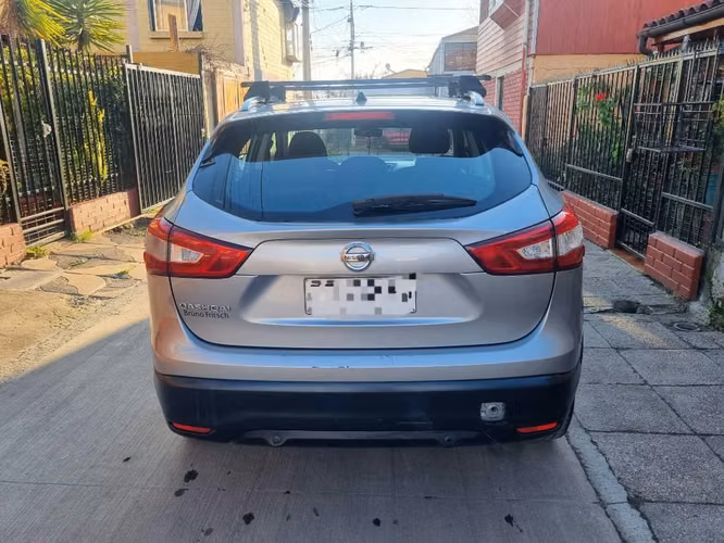Vendo nissan qashqai 2.0  año 2017