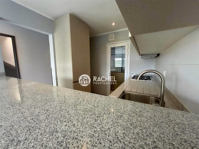 SE ARRIENDA MODERNA CASA TOWNHOUSE NUEVA CONDOMINIO BOTROLHUE – TEMUCO.