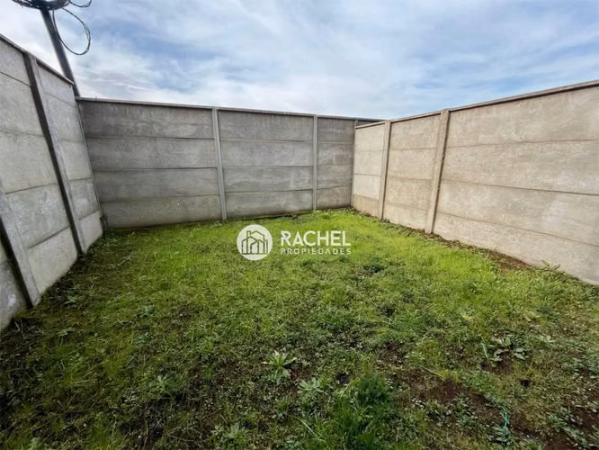 SE ARRIENDA MODERNA CASA TOWNHOUSE NUEVA CONDOMINIO BOTROLHUE – TEMUCO.