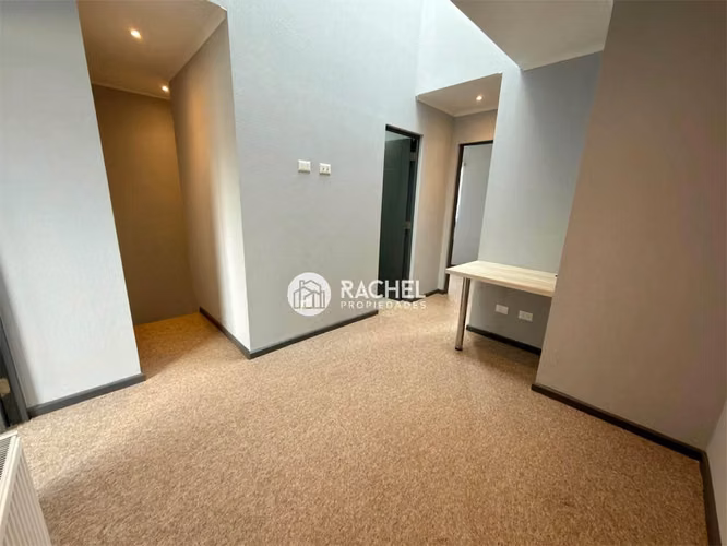 SE ARRIENDA MODERNA CASA TOWNHOUSE NUEVA CONDOMINIO BOTROLHUE – TEMUCO.
