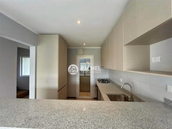 SE ARRIENDA MODERNA CASA TOWNHOUSE NUEVA CONDOMINIO BOTROLHUE – TEMUCO.