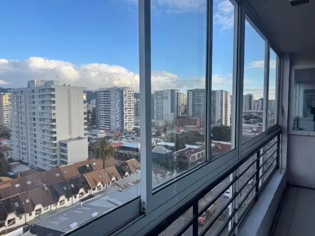 ARRIENDO DPTO AMOBLADO AV. CARRERA / PELANTARO