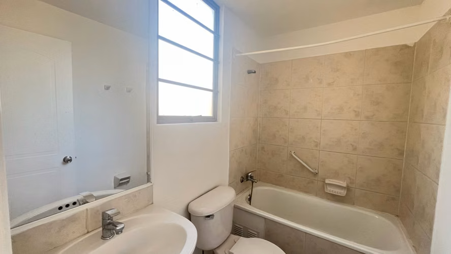 VENDE CASA CON PISCINA EN SECTOR NORTE